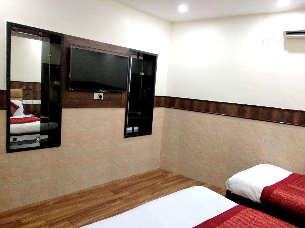 Hotel Raghunath Jammu Exterior photo